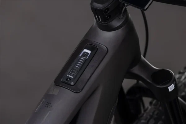 lundi c4 CUBE Stereo Hybrid ONE44 HPC Race 800 (2026)