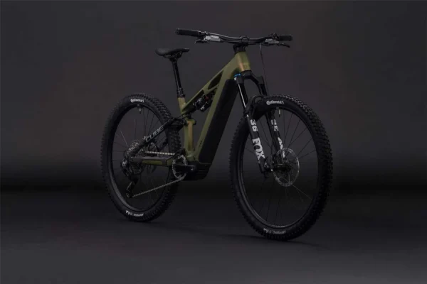 lundi f3 CUBE Stereo Hybrid ONE44 HPC TM 800 (2026)