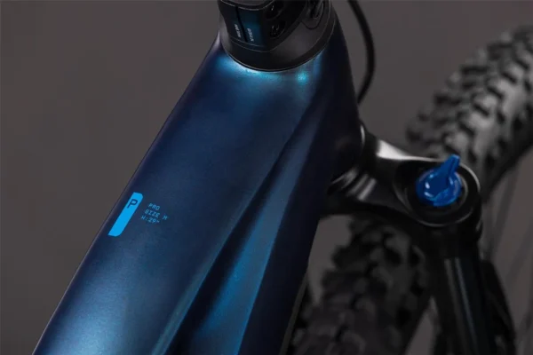 lundi h4 CUBE Reaction Hybrid Pro 800 (2026)